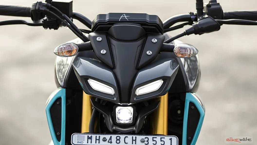 Yamaha MT-15 2025, Yamaha MT-15 Discount Offer, Yamaha MT-15 Mileage, Yamaha MT-15 Top Speed, MT-15 EMI Price, Best Streetfighter Bike India, 150cc Bike with ABS, Yamaha MT-15 vs R15, Yamaha MT-15 On-Road Price, New MT-15 Model 2025, MT-15 Fuel Efficiency, MT-15 Monster Bike India