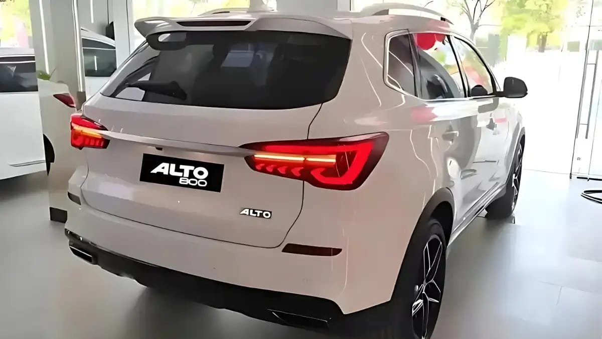 Maruti Alto 800 2025 model, Alto 800 new model launch, Alto 800 price ₹3.25 lakh, Alto 800 mileage 35 km/l, Alto 800 2025 features, Alto 800 interior review, Best budget car India 2025, Alto 800 vs Kwid 2025, Alto 800 new design, Maruti Alto touchscreen model, Alto 800 EMI plan, Alto 800 full review Hindi