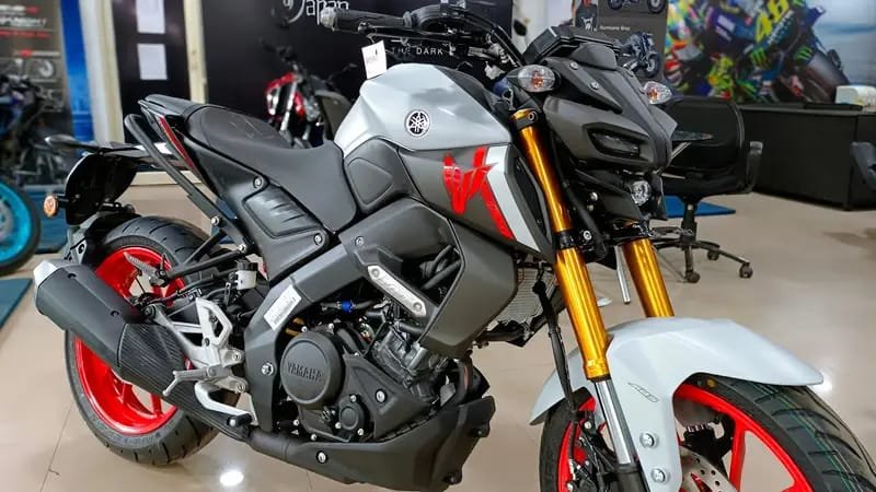 Yamaha MT-15 V2 2025, MT-15 V2 mileage 65 kmpl, Yamaha MT-15 top speed, MT-15 V2 price in India, Best 150cc bike in India, Yamaha MT-15 V2 features, MT-15 V2 vs R15 V4, Yamaha MT-15 mileage test, New Yamaha MT-15 2025 model, Yamaha MT-15 V2 on road price