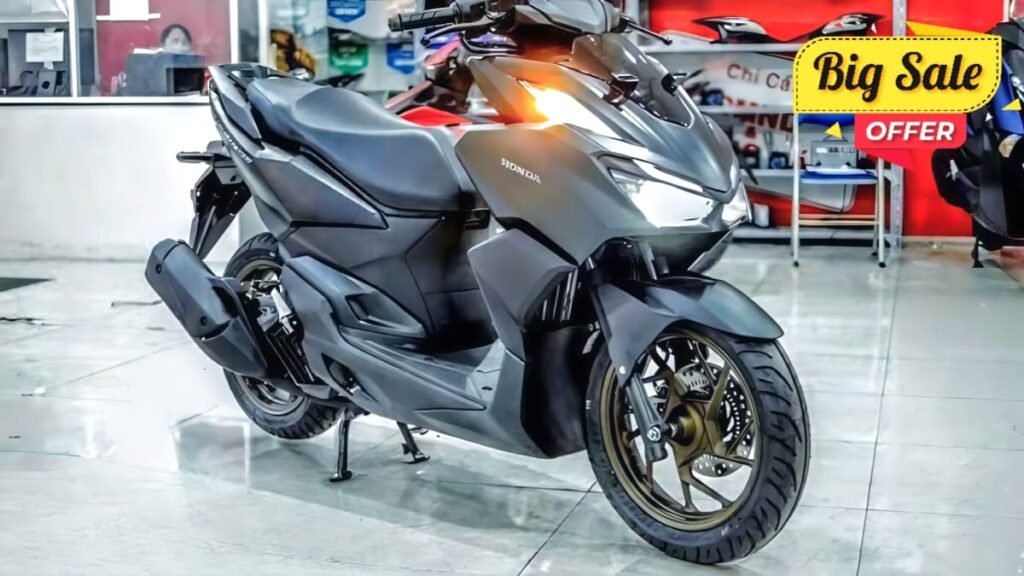 Honda Activa 7G 2025, Best Scooter India, Fuel Efficient Scooter, Honda Activa Mileage, Stylish Scooter India, Smart Features Scooter, Comfortable Scooter Ride, Honda Two-Wheeler, Reliable Scooter India, City Commuter Scooter